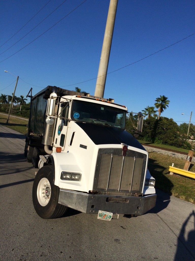 Kenworth Black Hood 1