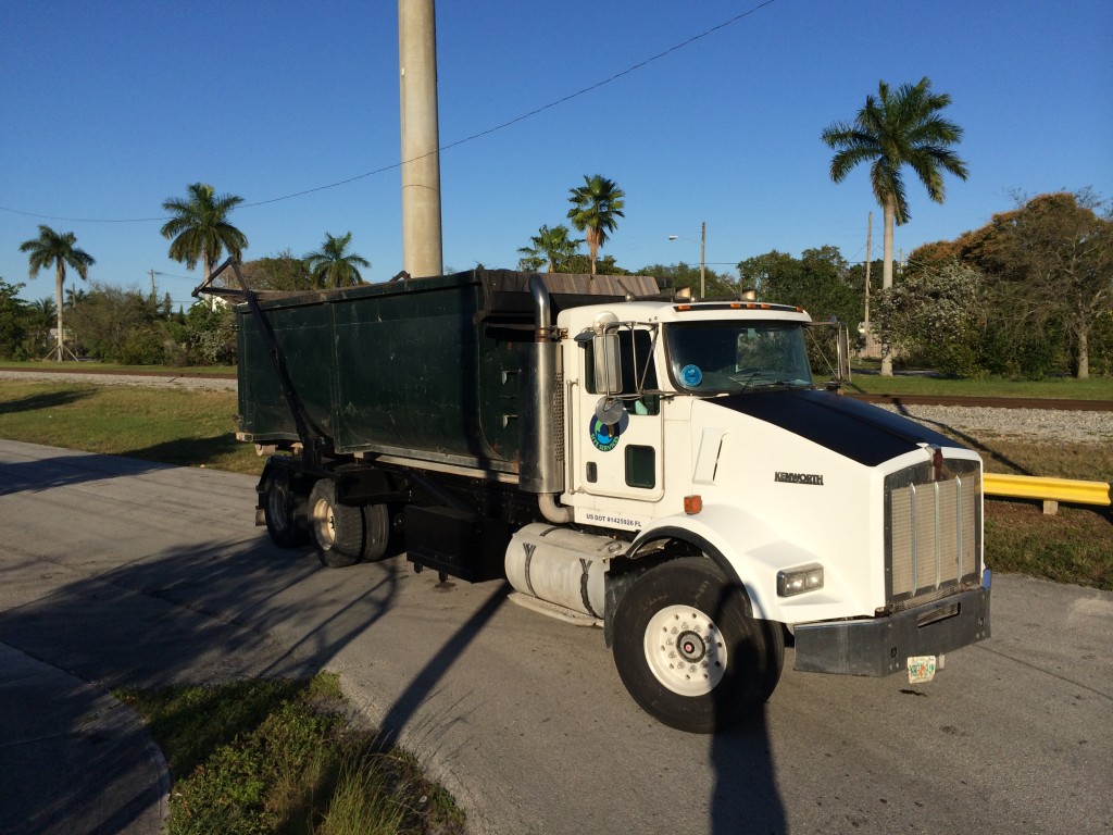 Kenworth Black Hood 2